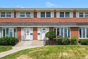 15W632 Virginia Ln, Elmhurst, IL 60126 - Photo 1