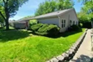 12 Fernwood Dr, Bolingbrook, IL 60440 - Photo 5
