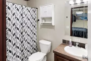 8800 S Harlem Ave, Bridgeview, IL 60455 - Photo 15