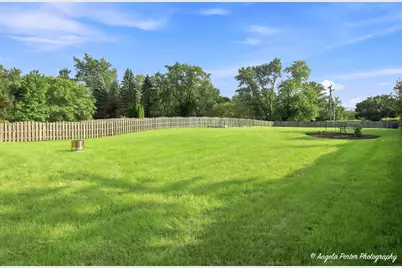 134 E Old Mill Trail, Antioch, IL 60002 - Photo 33