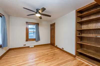 49 S Lewis Avenue, Waukegan, IL 60085 - Photo 7