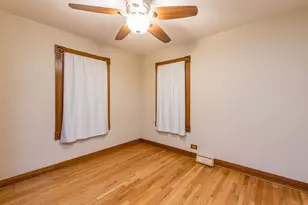 49 S Lewis Ave, Waukegan, IL 60085 - Photo 13