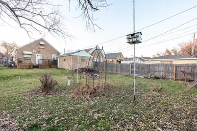 49 S Lewis Avenue, Waukegan, IL 60085 - Photo 29