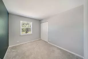 1384 Marble Hill Dr, Lake Zurich, IL 60047 - Photo 13