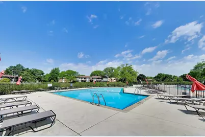 440 Raintree Court #2J, Glen Ellyn, IL 60137 - Photo 21