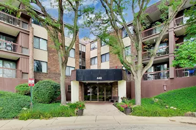 440 Raintree Court #2J, Glen Ellyn, IL 60137 - Photo 1