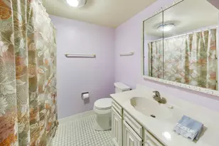 440 Raintree Ct, Glen Ellyn, IL 60137 - Photo 15