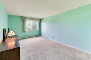 440 Raintree Ct, Glen Ellyn, IL 60137 - Photo 13
