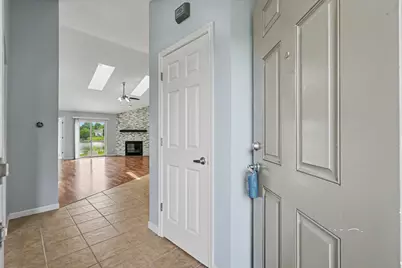 2506 Windward Boulevard, Champaign, IL 61821 - Photo 3