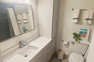 70 W Huron St, Chicago, IL 60654 - Photo 9