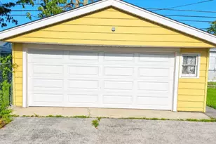 1333 Burnham Ave, Calumet City, IL 60409 - Photo 11