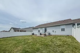 636 Sedgegrass Dr, Champaign, IL 61822 - Photo 33