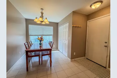 636 Sedgegrass Drive, Champaign, IL 61822 - Photo 9