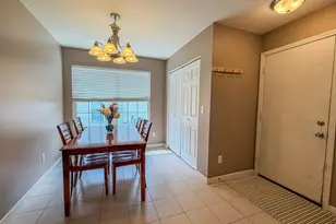 636 Sedgegrass Dr, Champaign, IL 61822 - Photo 9