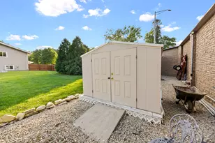 1236 Sandpiper Ln, Naperville, IL 60540 - Photo 29