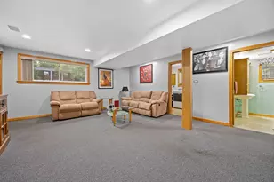 1236 Sandpiper Ln, Naperville, IL 60540 - Photo 19