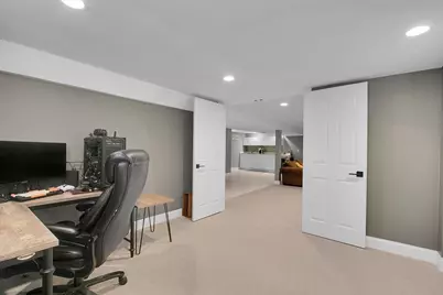 1402 S Robert Drive, Mount Prospect, IL 60056 - Photo 21