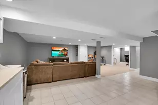 1402 S Robert Dr, Mount Prospect, IL 60056 - Photo 19