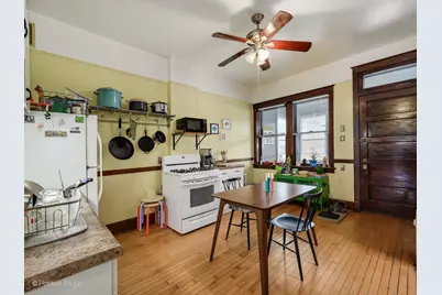 925 W 31st Place, Chicago, IL 60608 - Photo 5