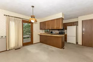 822 Hickory St, Geneseo, IL 61254 - Photo 13