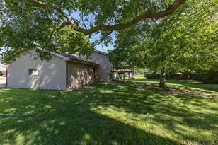 822 Hickory St, Geneseo, IL 61254 - Photo 5