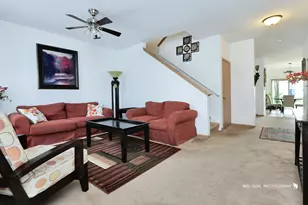 39843 Stoneywood Dr, Beach Park, IL 60083 - Photo 5
