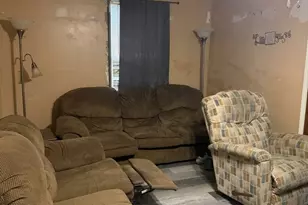435 E Main St, Tiskilwa, IL 61368 - Photo 25