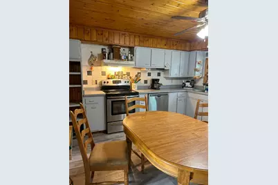 435 E Main Street, Tiskilwa, IL 61368 - Photo 3