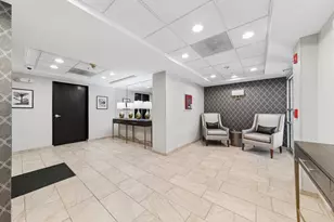 455 W Front St, Wheaton, IL 60187 - Photo 3