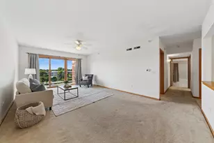 455 W Front St, Wheaton, IL 60187 - Photo 9