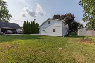 505 2nd St, Mendota, IL 61342 - Photo 21