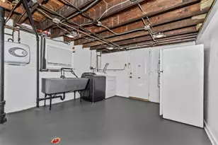 7457 N Maplewood Ave, Chicago, IL 60645 - Photo 13