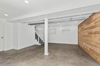 7457 N Maplewood Avenue, Chicago, IL 60645 - Photo 11