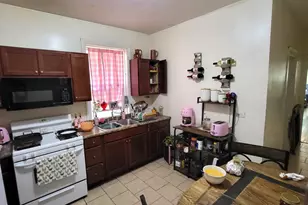 4140 W Barry Ave, Chicago, IL 60641 - Photo 9