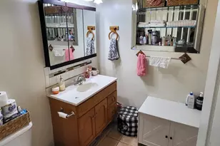 4140 W Barry Ave, Chicago, IL 60641 - Photo 7