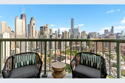 111 W Maple Street #3004, Chicago, IL 60610 - Photo 19