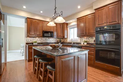 1208 Halifax Drive, Mundelein, IL 60060 - Photo 15