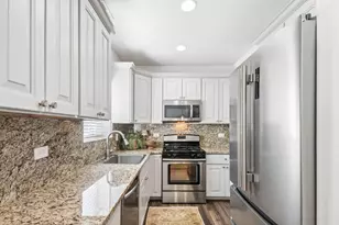 2851 N Southport Ave, Chicago, IL 60657 - Photo 9