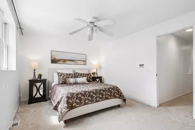 2851 N Southport Avenue #B, Chicago, IL 60657 - Photo 13