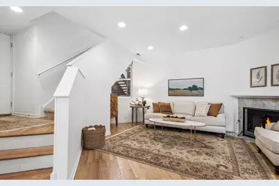 2851 N Southport Avenue #B, Chicago, IL 60657 - Photo 3