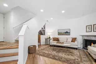 2851 N Southport Ave, Chicago, IL 60657 - Photo 3