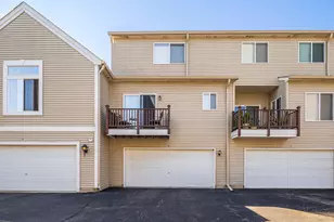 135 Enclave Cir, Bolingbrook, IL 60440 - Photo 29