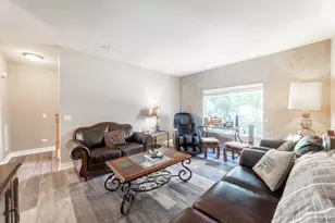 135 Enclave Cir, Bolingbrook, IL 60440 - Photo 3