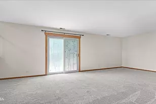 29 Mayfair Ln, Aurora, IL 60504 - Photo 11
