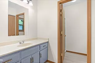 29 Mayfair Ln, Aurora, IL 60504 - Photo 23
