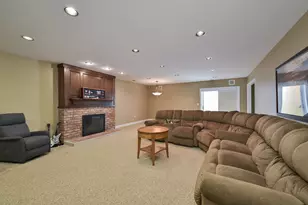 1673 Balmoral Ln, Inverness, IL 60067 - Photo 37