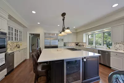 1673 Balmoral Lane, Inverness, IL 60067 - Photo 5