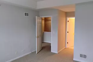 893 Enfield Dr, Northbrook, IL 60062 - Photo 13