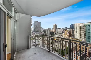 600 N Dearborn St, Chicago, IL 60654 - Photo 11