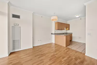 600 N Dearborn Street #1805, Chicago, IL 60654 - Photo 3